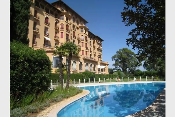 Apartment Residence Du Golf Valescure Saint-Raphael
